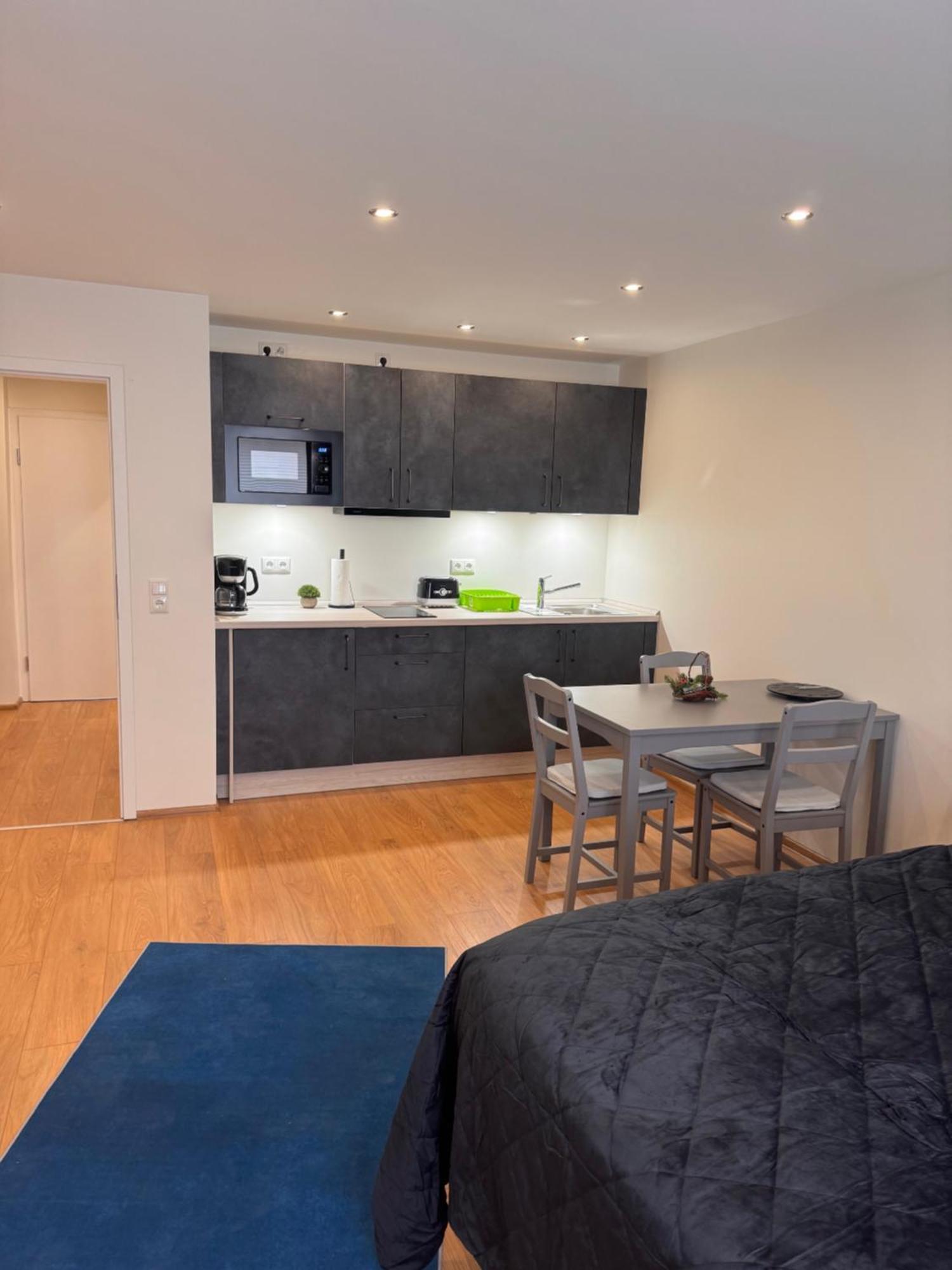 Oneo-Plaza-Apartments Weisswasser Bagian luar foto